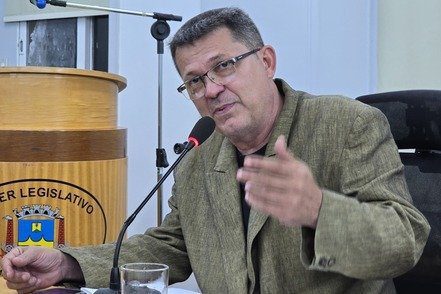Vereador pede providências para desocupação do antigo mercadão municipal