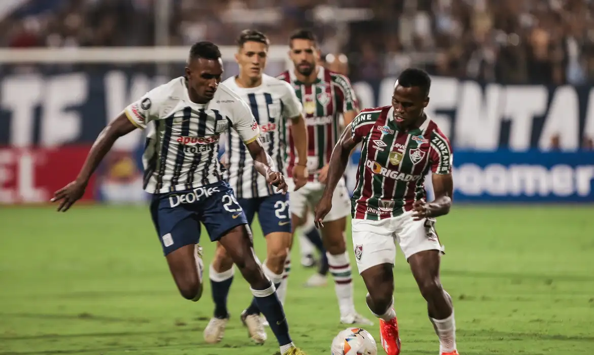 Você está visualizando atualmente Fluminense arranca empate com Alianza Lima na Libertadores