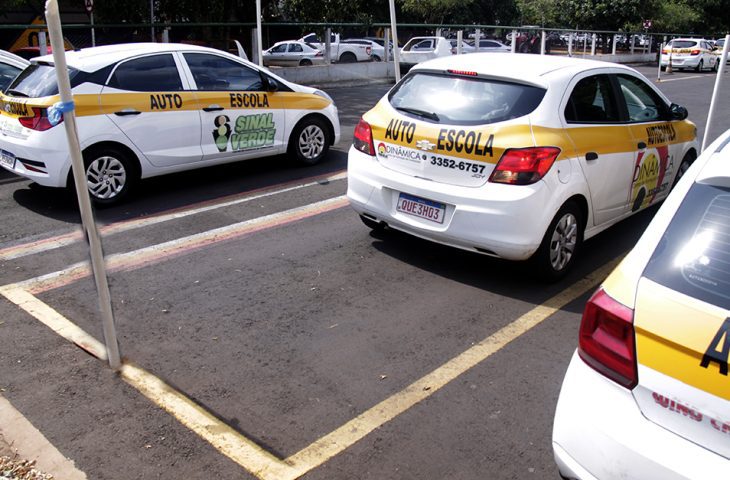 Contran prorroga prazos e mais de 68 mil pedidos de CNH aguardam conclusão até dezembro