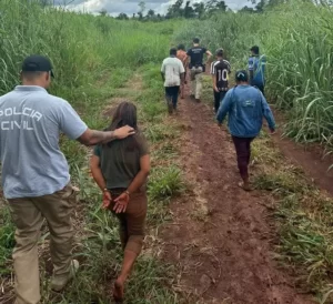 Leia mais sobre o artigo Jovem decapitou rapaz com golpes de machado por ciúmes da ex