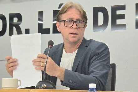 Vereador busca combater excesso de velocidade em via pública no Guanã