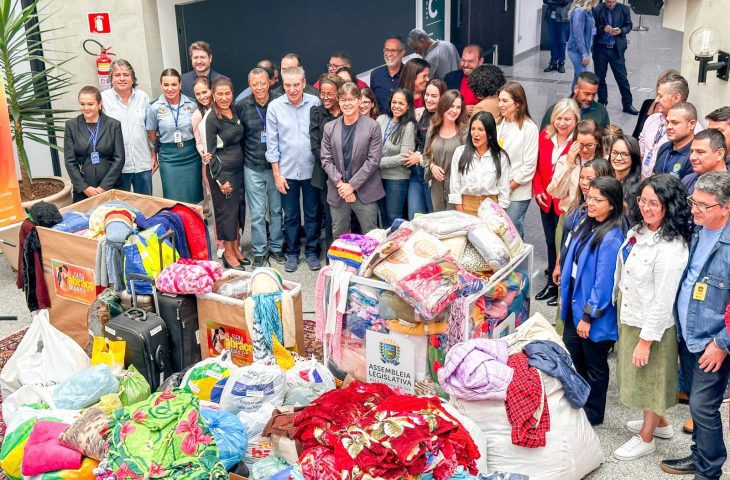 Dia D: servidores entregam roupas, cobertores e solidariedade em reta final da campanha