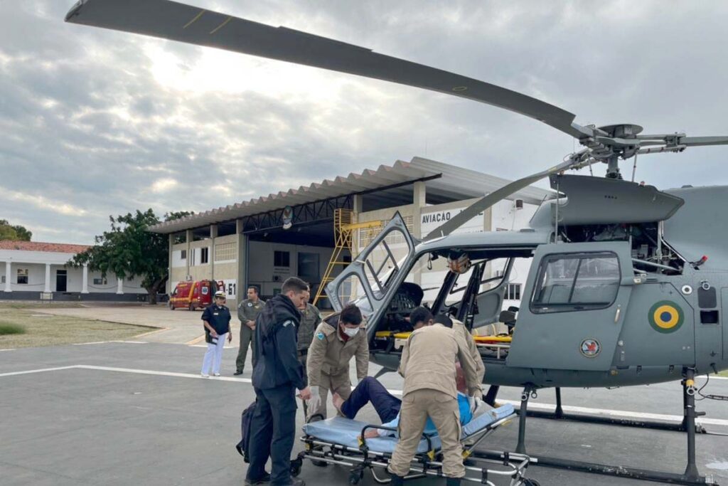 Idoso foi resgatado após suspeita de AVC