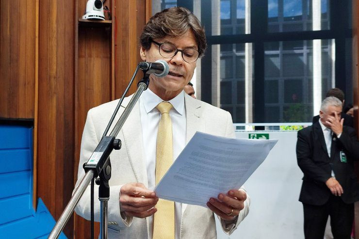 Paulo Duarte apresenta moção de pesar e destaca legado de Benedito Ruy Barbosa para Mato Grosso do Sul