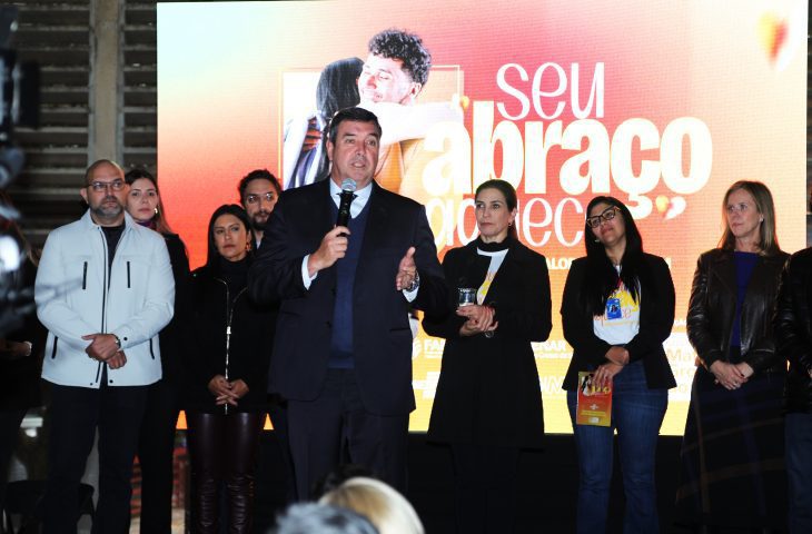 seu abraco aquece