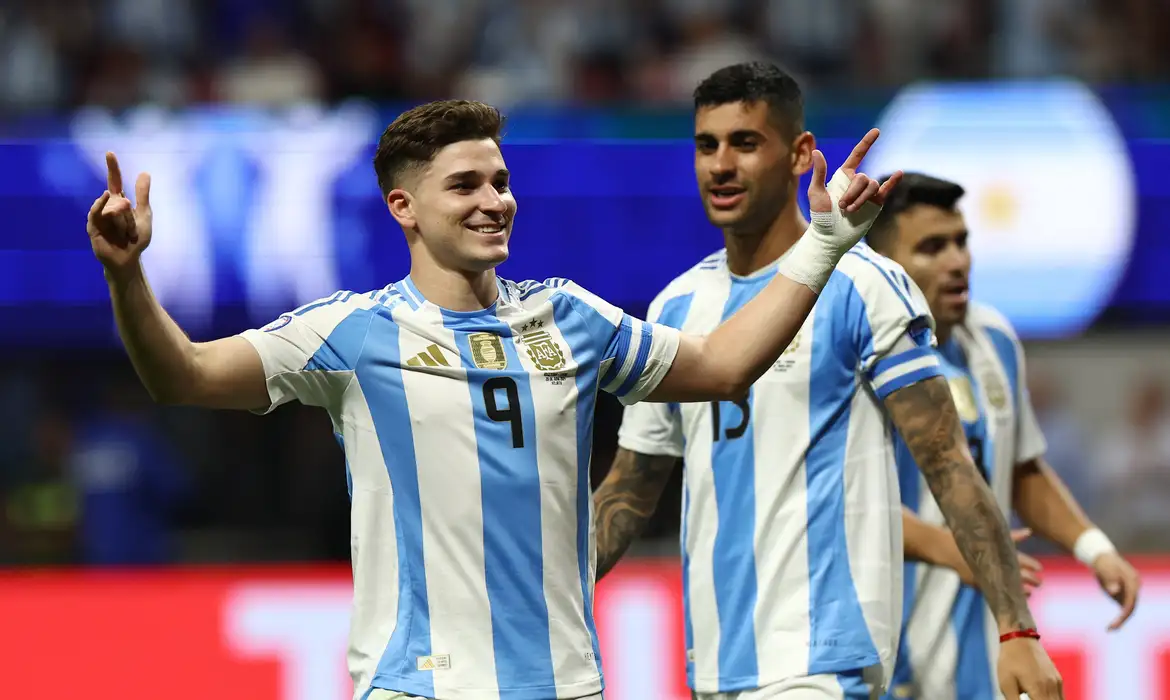 Leia mais sobre o artigo Copa América começa com vitória da Argentina sobre o Canadá