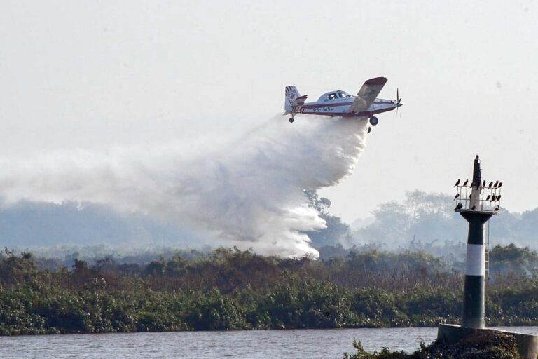 Governo de MS mobiliza várias frentes no Pantanal em ações contra o fogo
