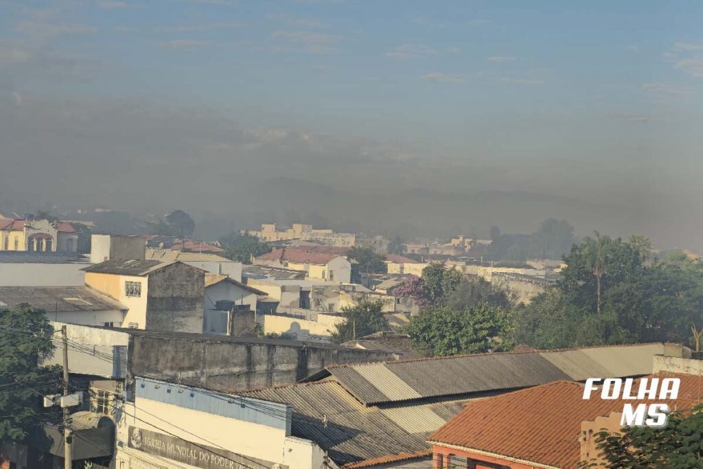 Fumaça das queimadas encobre o céu em Corumbá nesta segunda-feira; veja fotos 5 fumaca3 fumaça