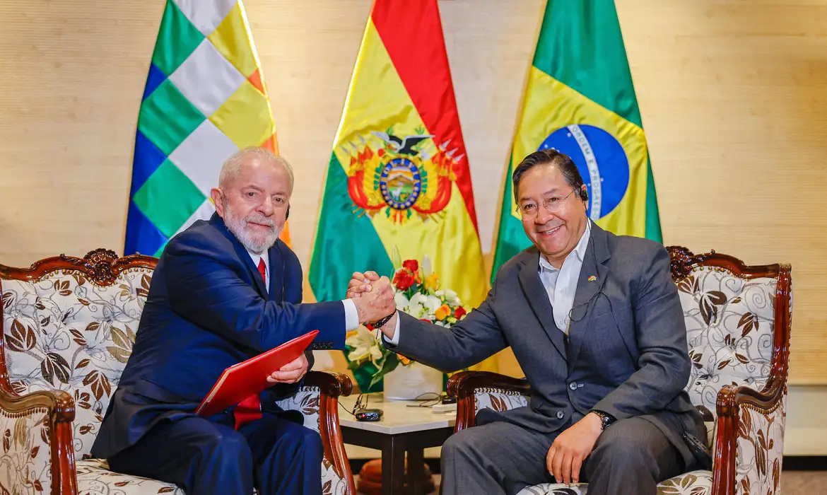 Leia mais sobre o artigo “Não existe saída individual na América do Sul”, diz Lula na Bolívia