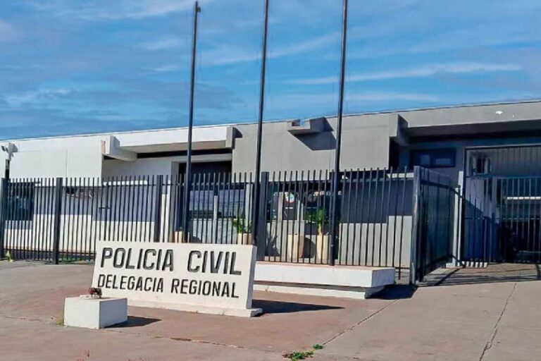 Criança denuncia em escola e homem é preso por estuprar 5 irmãs e a sobrinha