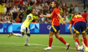 Leia mais sobre o artigo Brasil goleia Espanha e garante lugar na final do futebol feminino