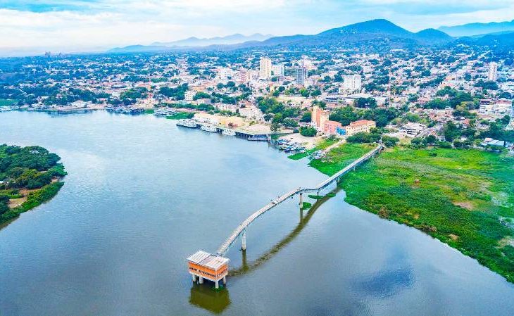 Captacao de agua no Rio Paraguai sanesul 730x449 1