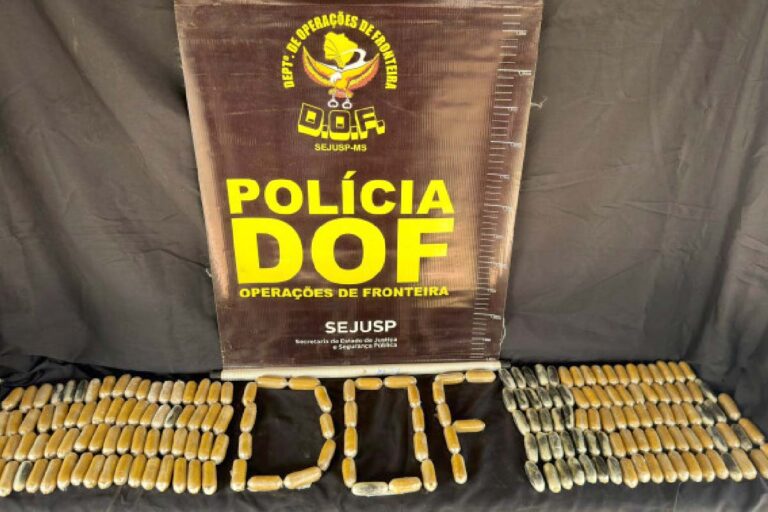 Casal de bolivianos é preso com 3,3 Kg de Cocaína na BR-262 em Corumbá