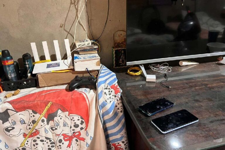 Jovem é preso por armazenamento de material de abuso sexual infantil em Corumbá