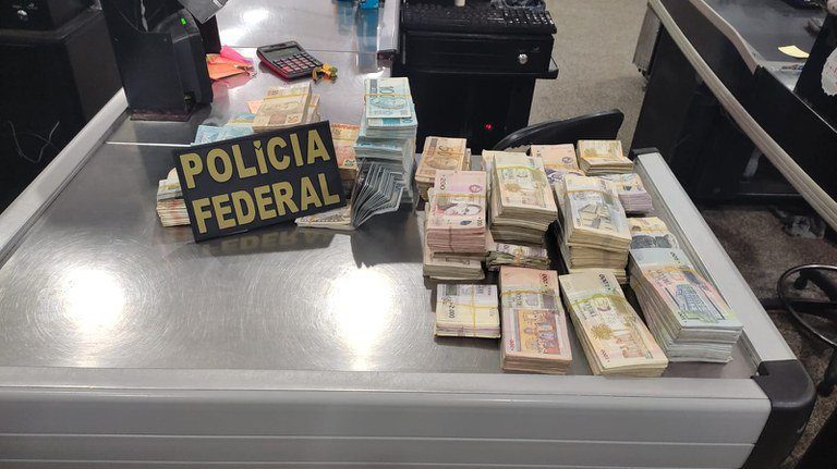 PF deflagra operação contra crimes financeiros e lavagem de dinheiro
