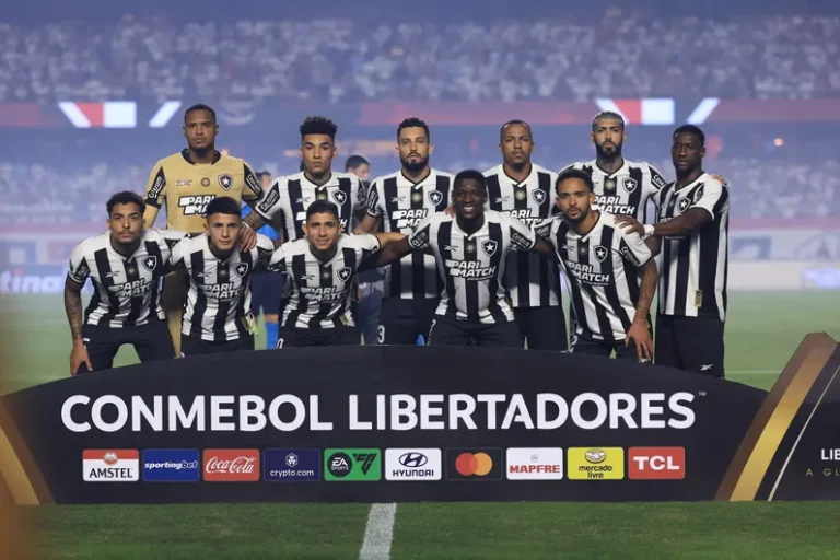 Botafogo vence o São Paulo nos pênaltis e vai às semifinais da Libertadores