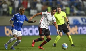 Leia mais sobre o artigo Com gol de David Luiz, Flamengo vence o Cruzeiro em Belo Horizonte