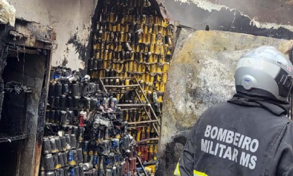 incêndio em Conveniência de Corumbá

