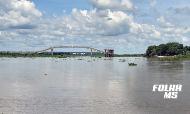 Rio Paraguai melhorou nivel saindo da cota de estiagem rios em ms