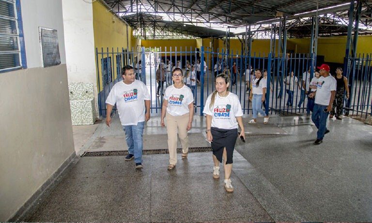 Prefeito avalia demandas estruturais de escola e UBS no bairro Aeroporto