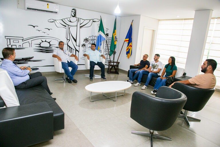 Prefeitura e Sindicato da Guarda Municipal discutem melhorias para servidores