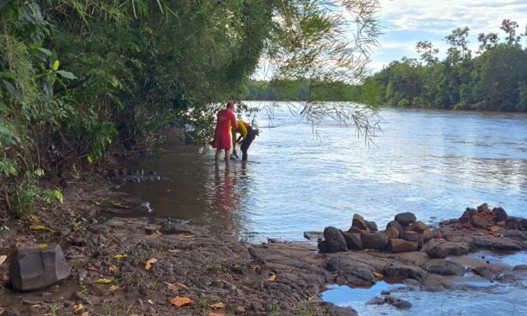 Mulher ejetada de carro capotado na BR-163 é encontrada morta no Rio Brilhante