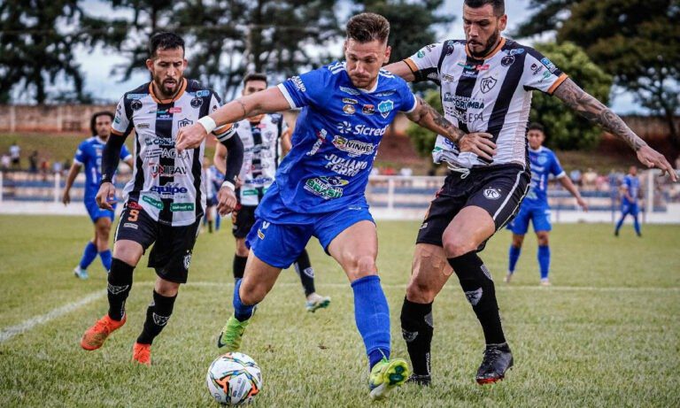 Corumbaense goleado pelo Ivinhema