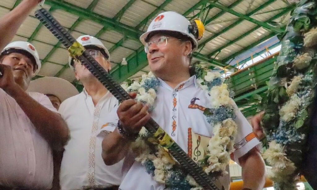 Bolívia inaugura 1ª siderúrgica estatal no megadepósito de ferro de Mutún 4 Planta Siderúrgica de Mutún