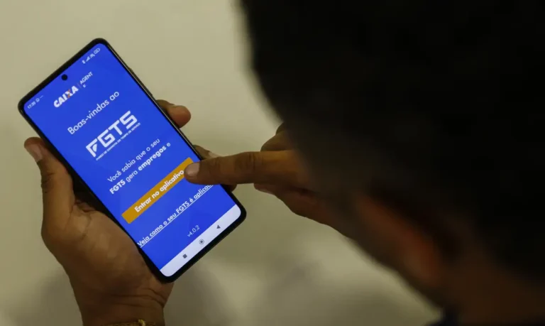 Governo vai liberar saldo do FGTS para quem optou por saque-aniversário