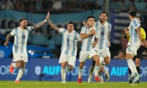 Leia mais sobre o artigo Argentina vence Uruguai e fica a um empate da Copa do Mundo