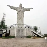 Corumbá: vereadora pede limpeza na escadaria do Morro do Cristo Rei do Pantanal