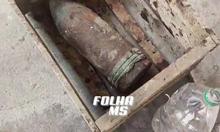 artefato abandonado em frente de casa em Corumbá