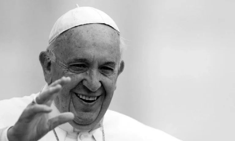 Papa Francisco morre aos 88 anos