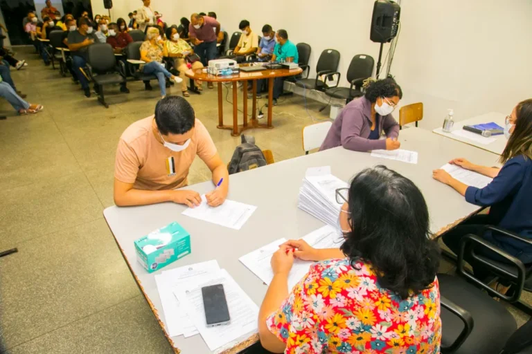 aprovados no concurso público