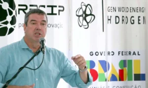 Leia mais sobre o artigo Riedel sinaliza permanência no PSDB até 2025