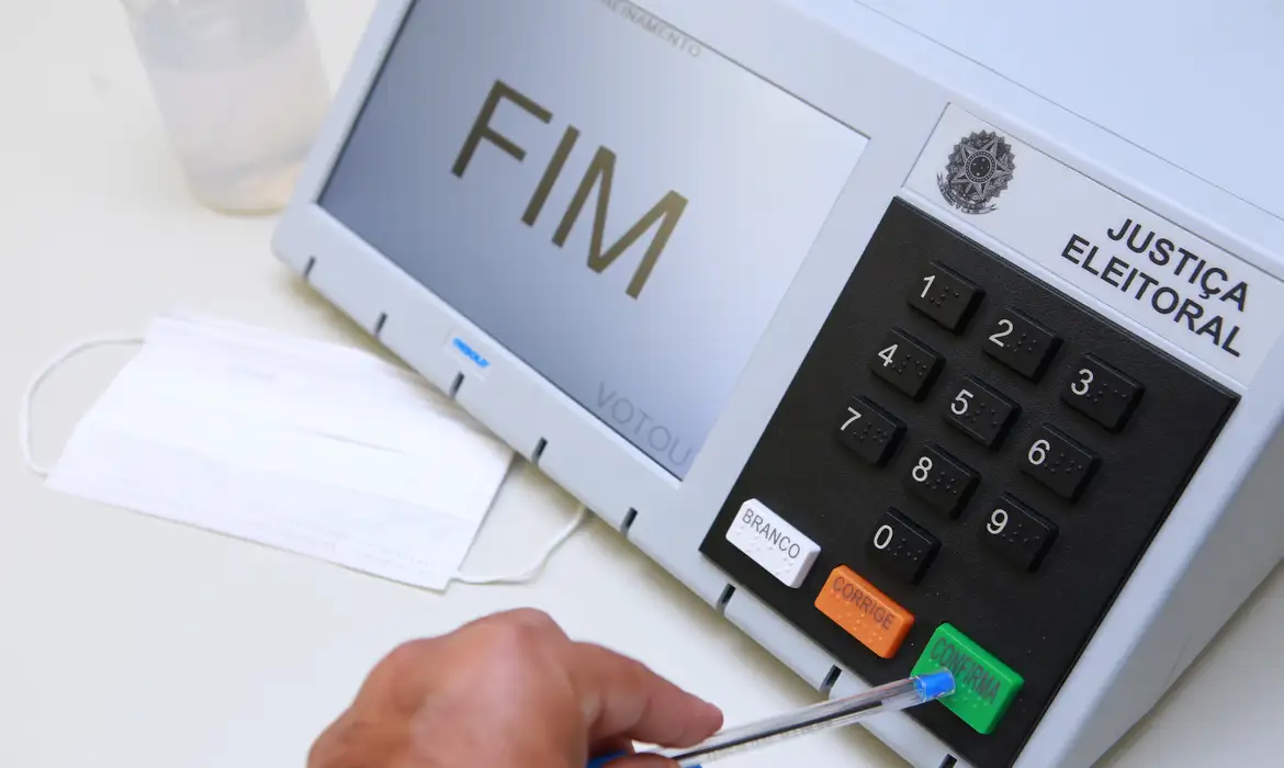 Leia mais sobre o artigo Mais de 5 milhões de eleitores podem ter título cancelado na próxima semana