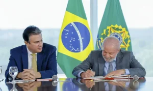 Leia mais sobre o artigo Decreto estabelece regime presencial para Medicina, Direito e Odontologia