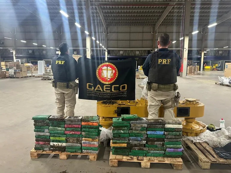 Gaeco e PRF apreendem entorpecentes na BR-262