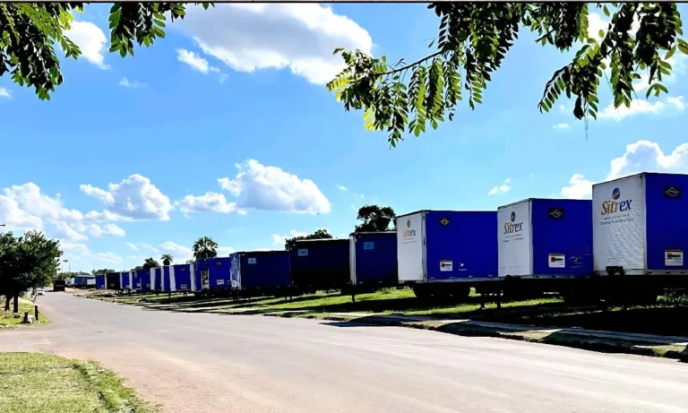 estacionamento irregular de caminhões em Corumbá