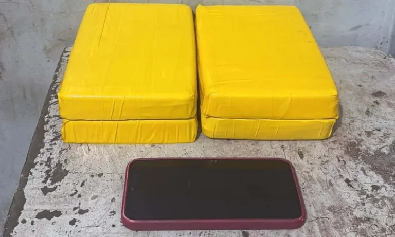 Mulher é presa com mais de seis quilos de cocaína na rodoviária de Corumbá