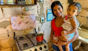 Leia mais sobre o artigo Cartão do Mais Social atende 38 mil famílias e reforça papel das mães em MS