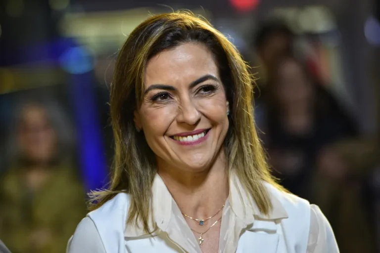 Soraya Thronicke esclarece notícia sobre suposta proposta de Reinaldo Azambuja