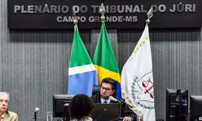 mãe é condenada por matar filha, homicídio bebê Campo Grande