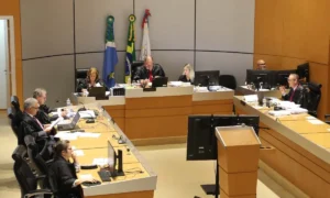 Leia mais sobre o artigo Justiça condena bar em Corumbá por poluição sonora e aplica multa de R$ 50 mil