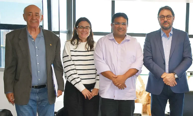 encontro entre presidente da Fiems e prefeito de Corumbá