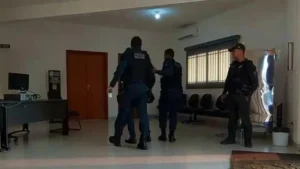 Leia mais sobre o artigo Homem espanca companheira em Bataguassu na frente dos filhos e acaba preso pela Polícia