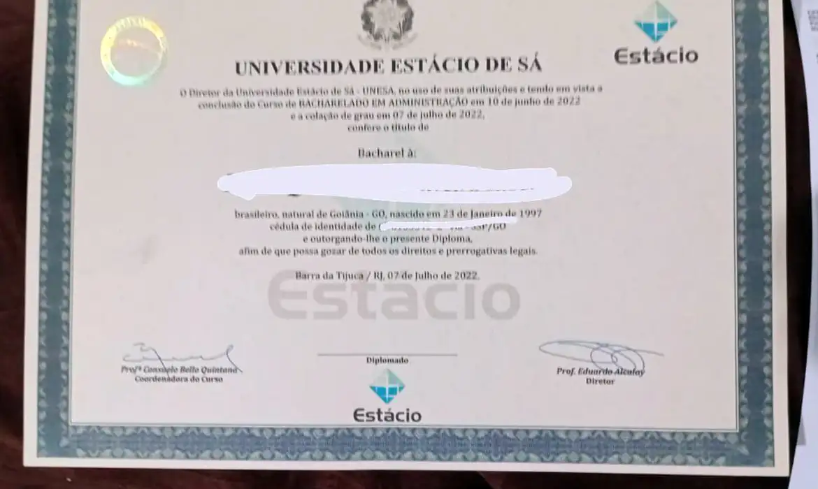 No momento, você está visualizando PF desmonta esquema nacional de diplomas falsos e cumpre mandados em 12 unidades da Federação