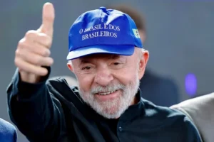 Leia mais sobre o artigo Aprovação de Lula cresce após ameaça de Trump impor tarifas ao Brasil