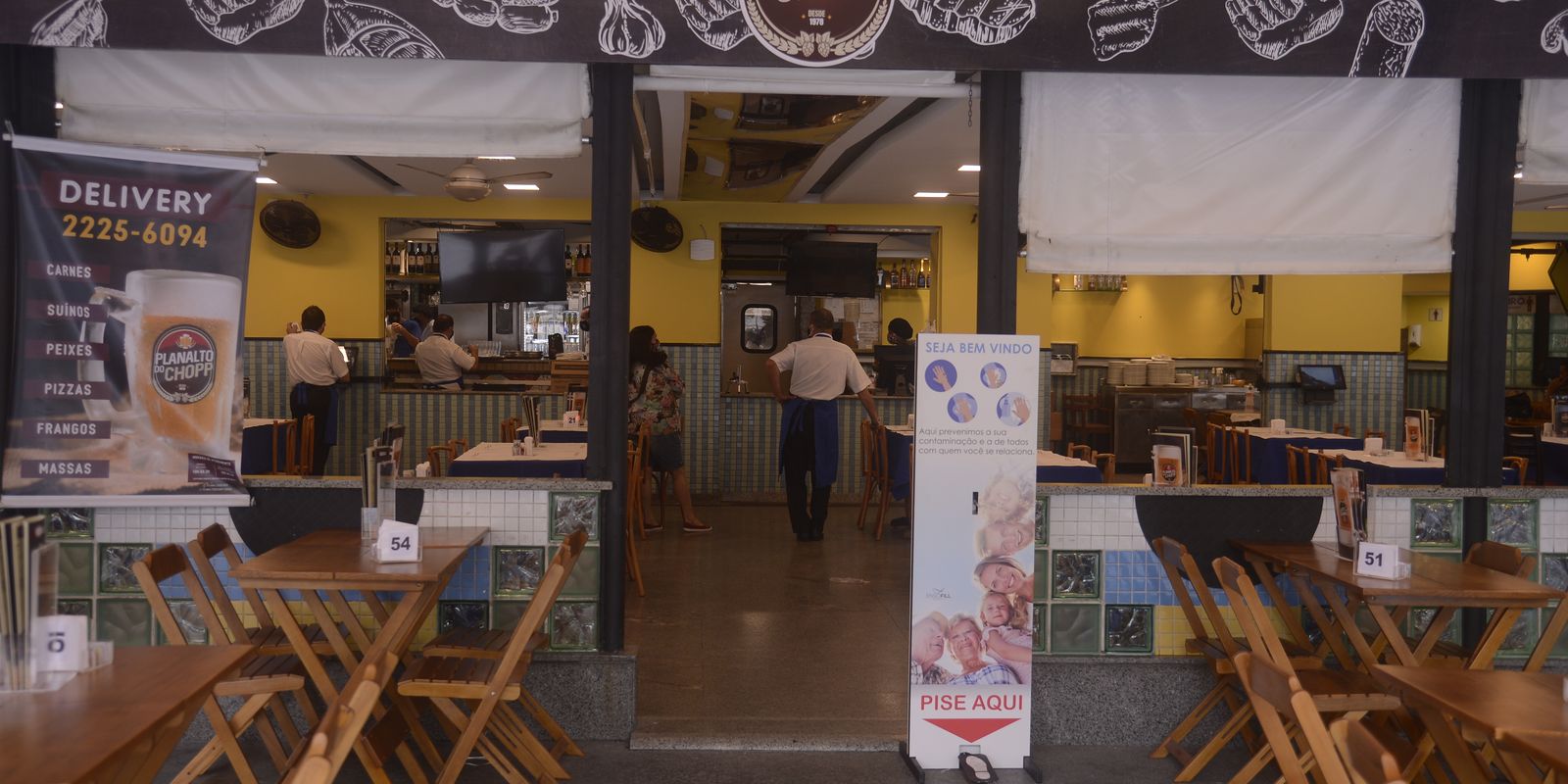 Tarifaco dos EUA pode encarecer alimentacao em bares e restaurantes