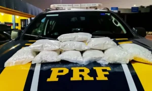 Leia mais sobre o artigo Homem é flagrado com 49 kg de prata sem nota fiscal em Corumbá